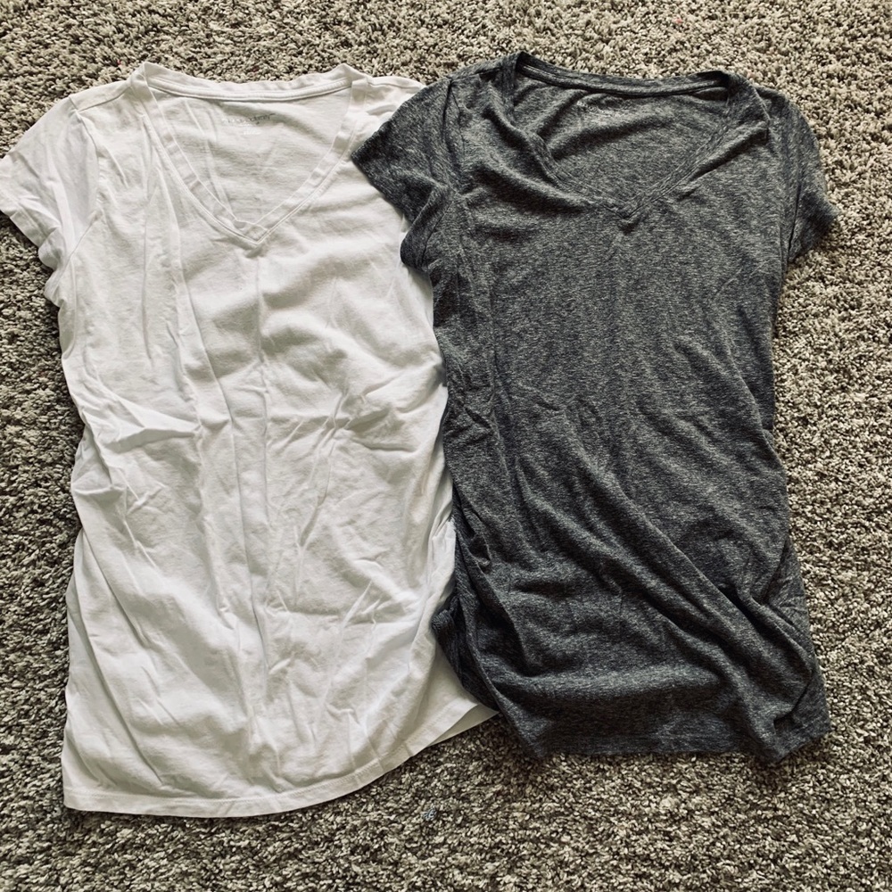 Maternity vneck T-shirt’s
